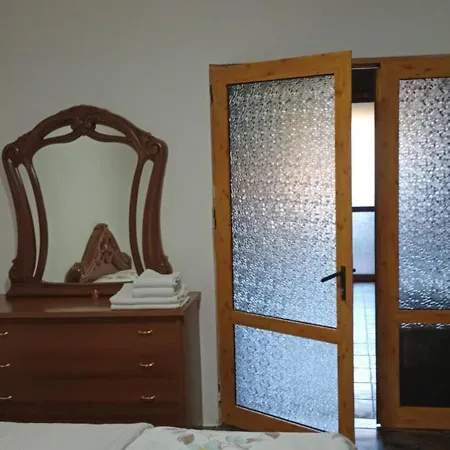 First Floor Ap For Rent 1+1 Apartman *